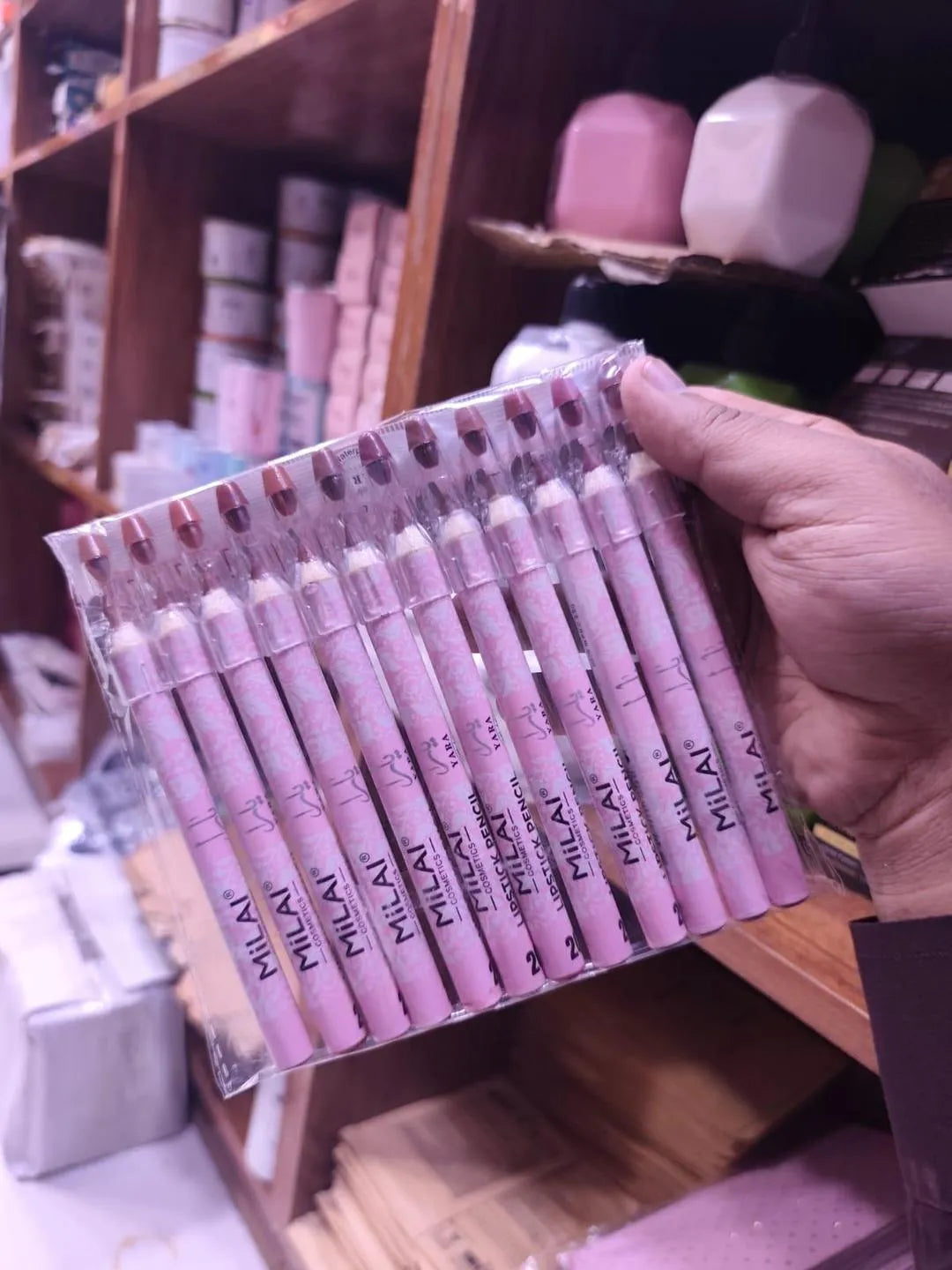 Bold Coverage Lip Pencil 100 g