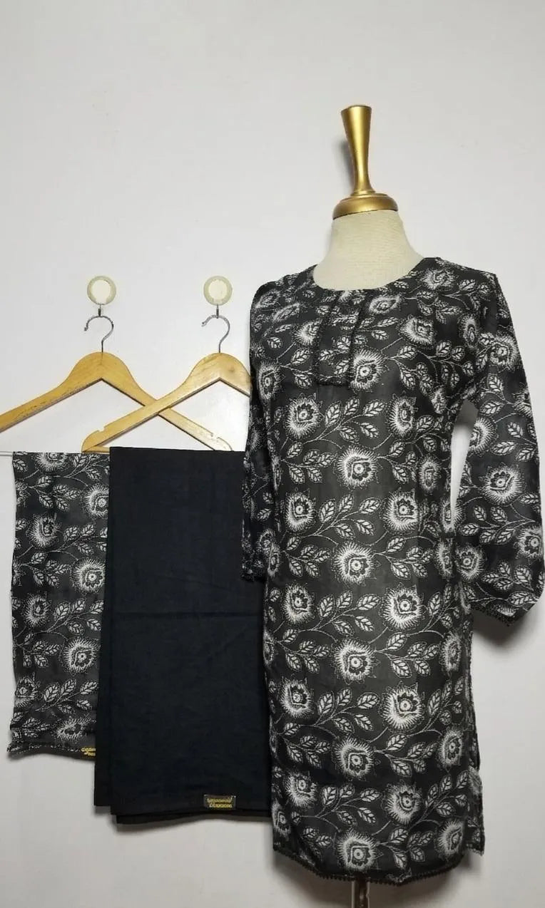 3 Pcs Women's Stitched Lawn Digital Print Suit Black Special